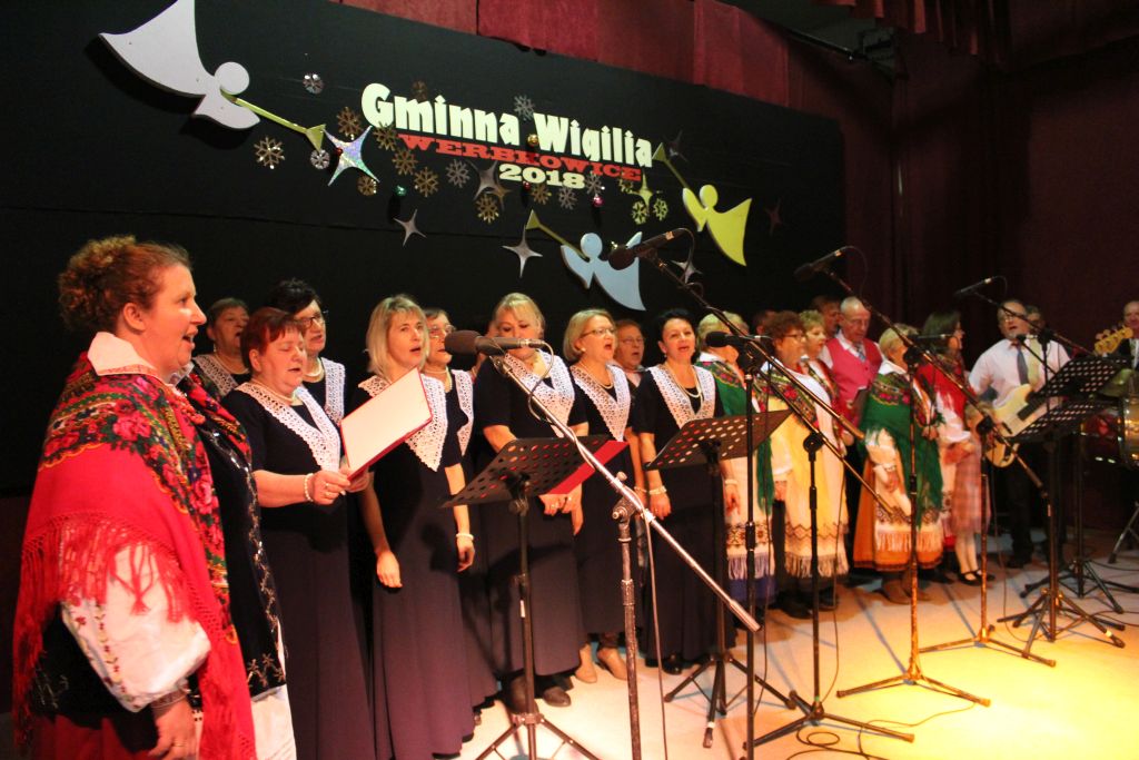 Zespoły: Górzanki z Gozdowa, śpiewaczy z Honiatycz i Lotos z Werbkowice podczas Gminnej Wigilii 2018