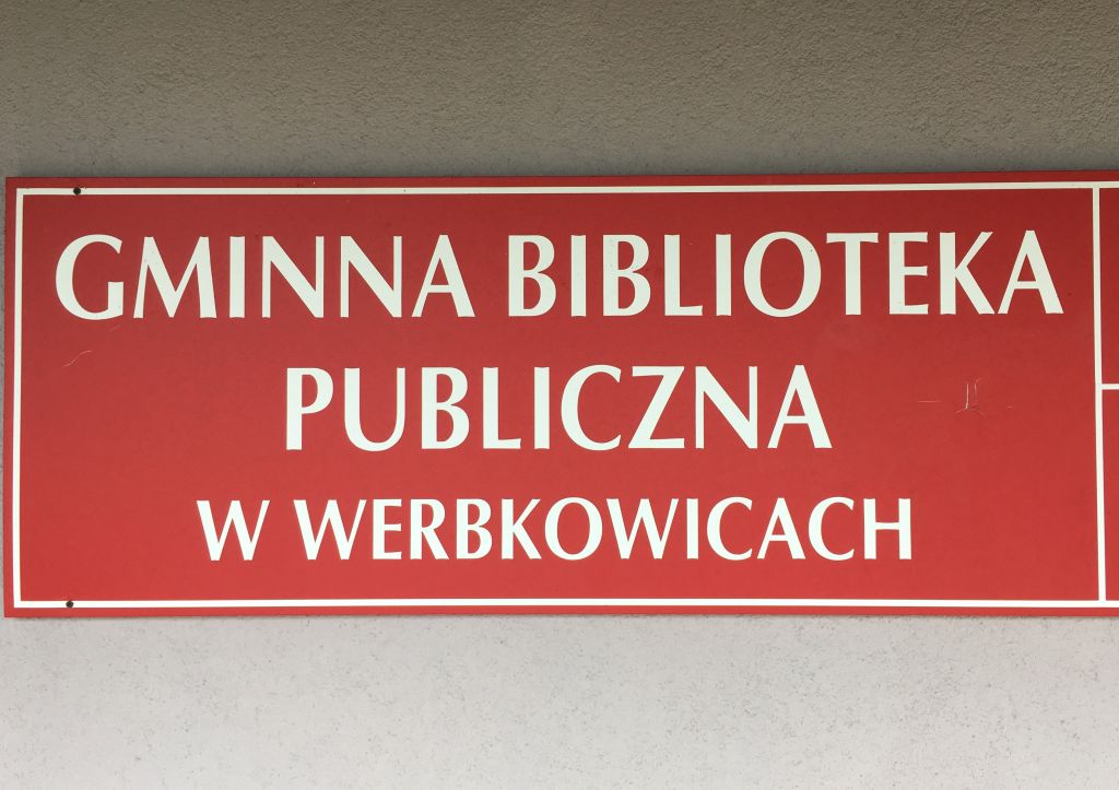 Tabliczka Gminna Biblioteka Publiczna w Werbkowicach